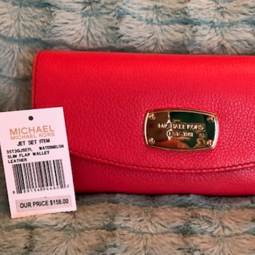 Michael Kors Slim Flap Wallet